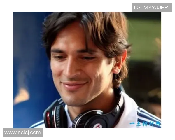 微笑足球明星盘点：那些用笑容征服球迷的传奇球员